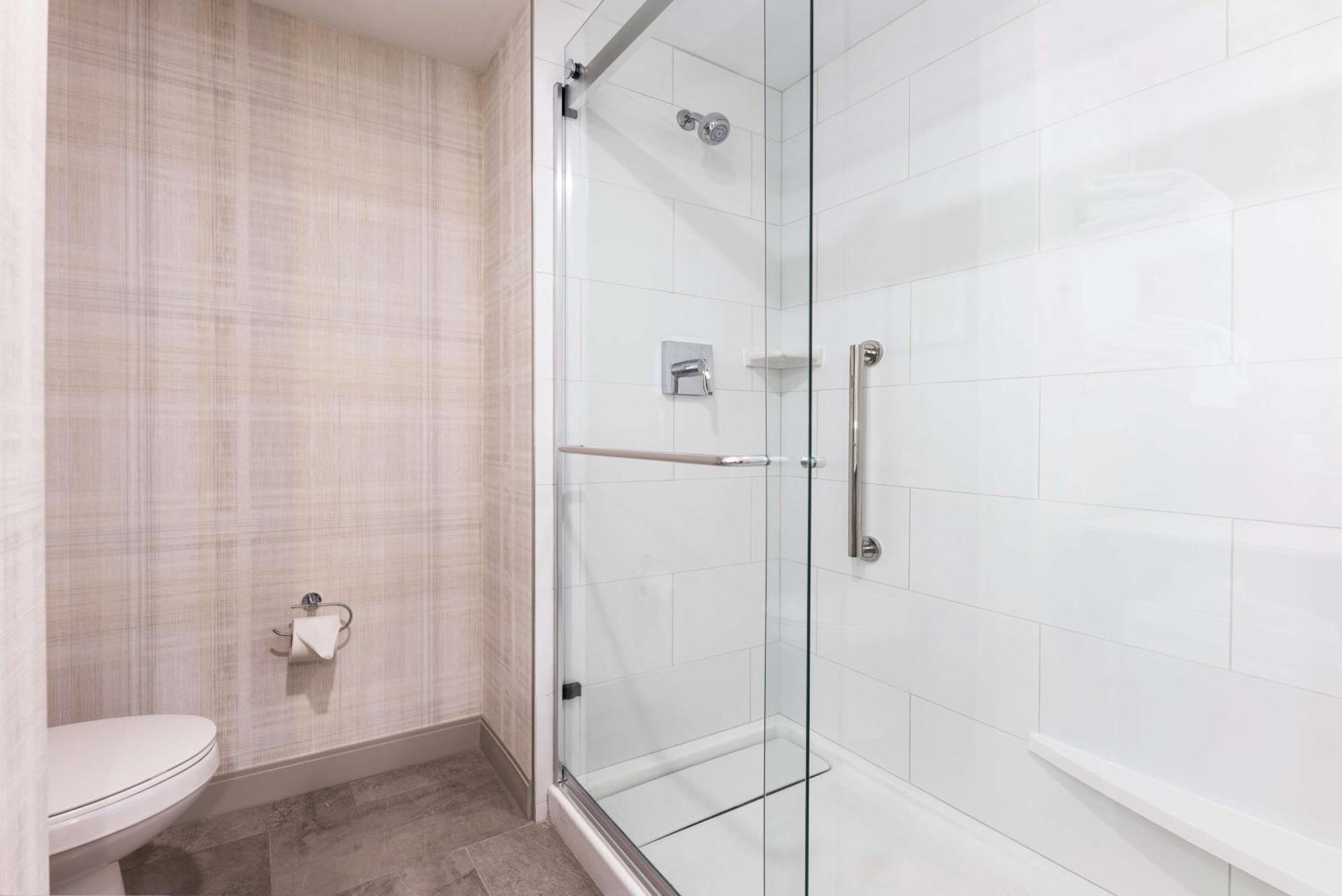 Hampton Inn & Suites Charlottetown Bagian luar foto