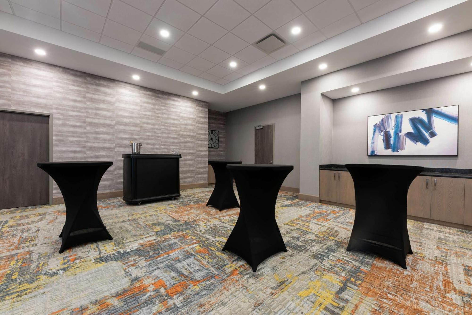 Hampton Inn & Suites Charlottetown Bagian luar foto