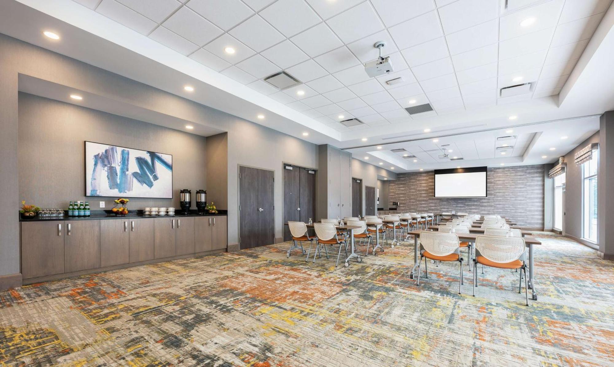 Hampton Inn & Suites Charlottetown Bagian luar foto