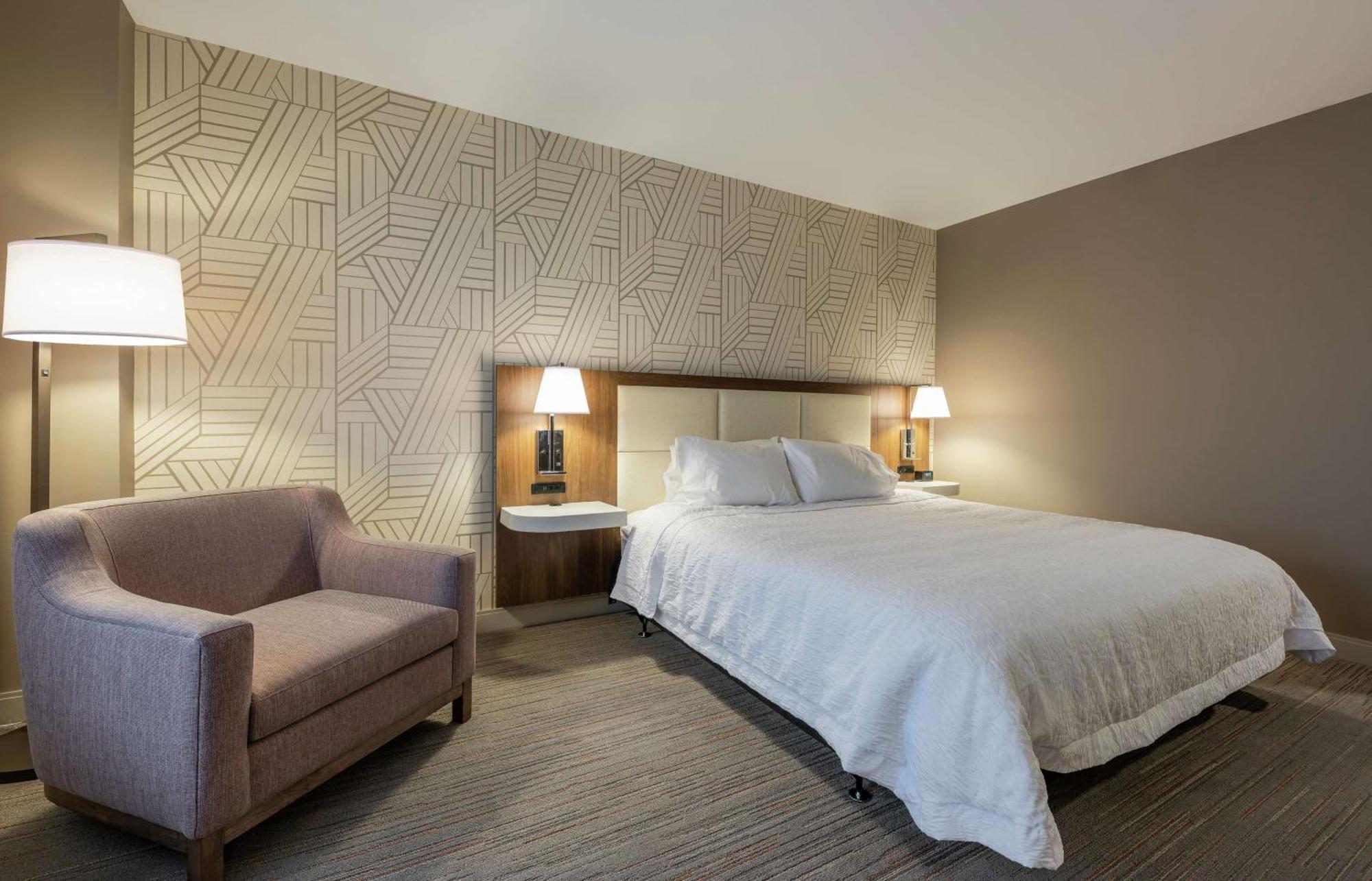 Hampton Inn & Suites Charlottetown Bagian luar foto