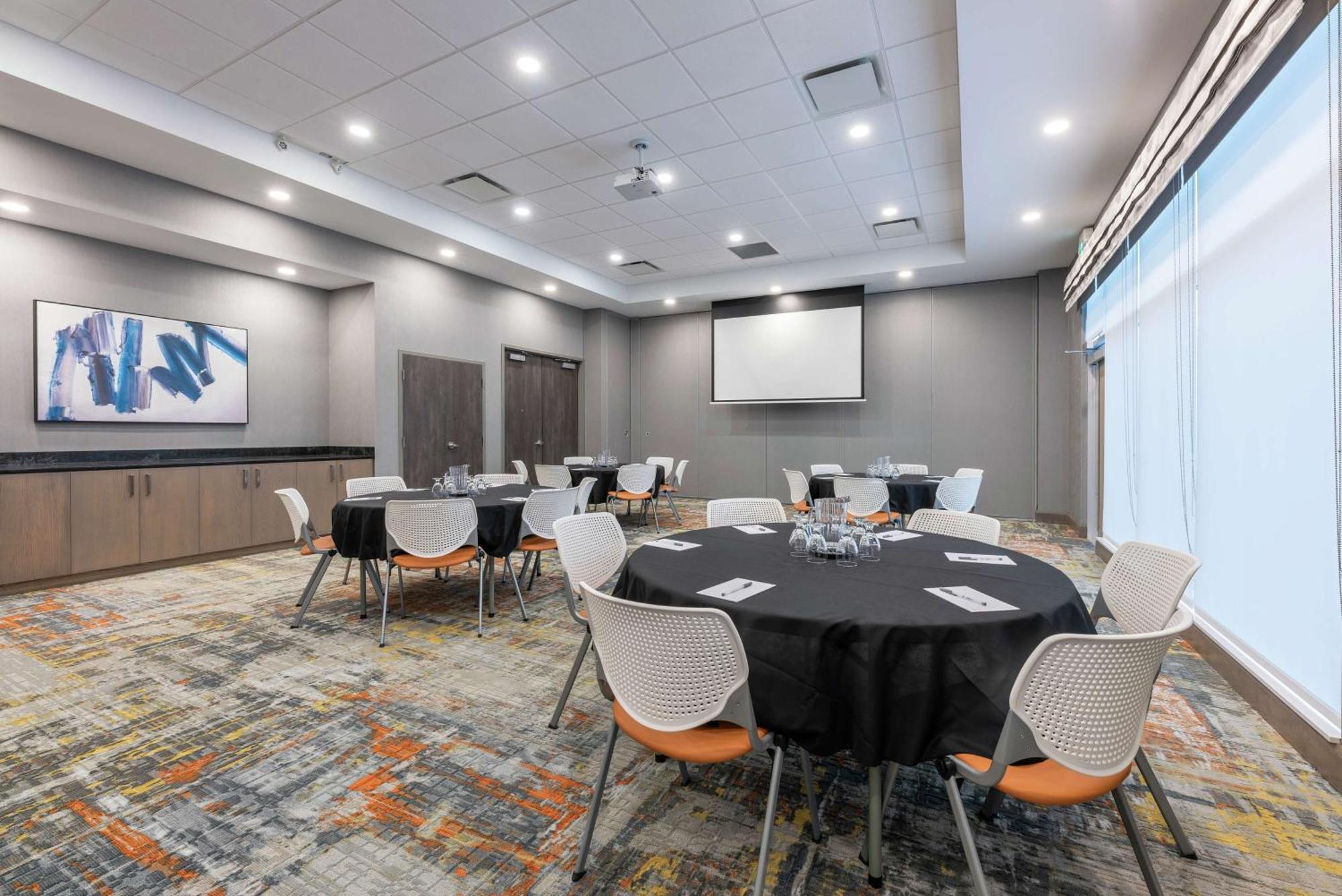 Hampton Inn & Suites Charlottetown Bagian luar foto