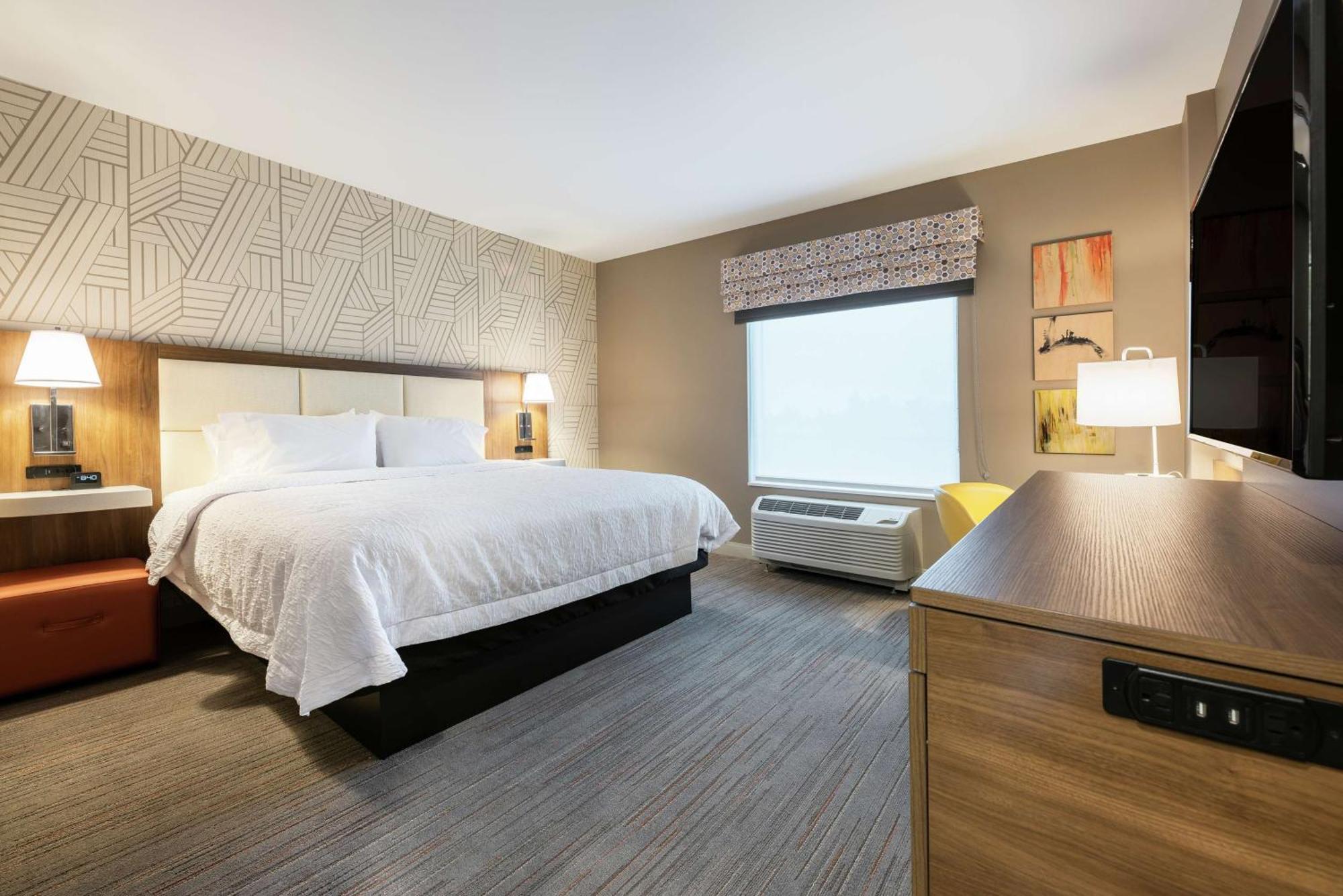 Hampton Inn & Suites Charlottetown Bagian luar foto